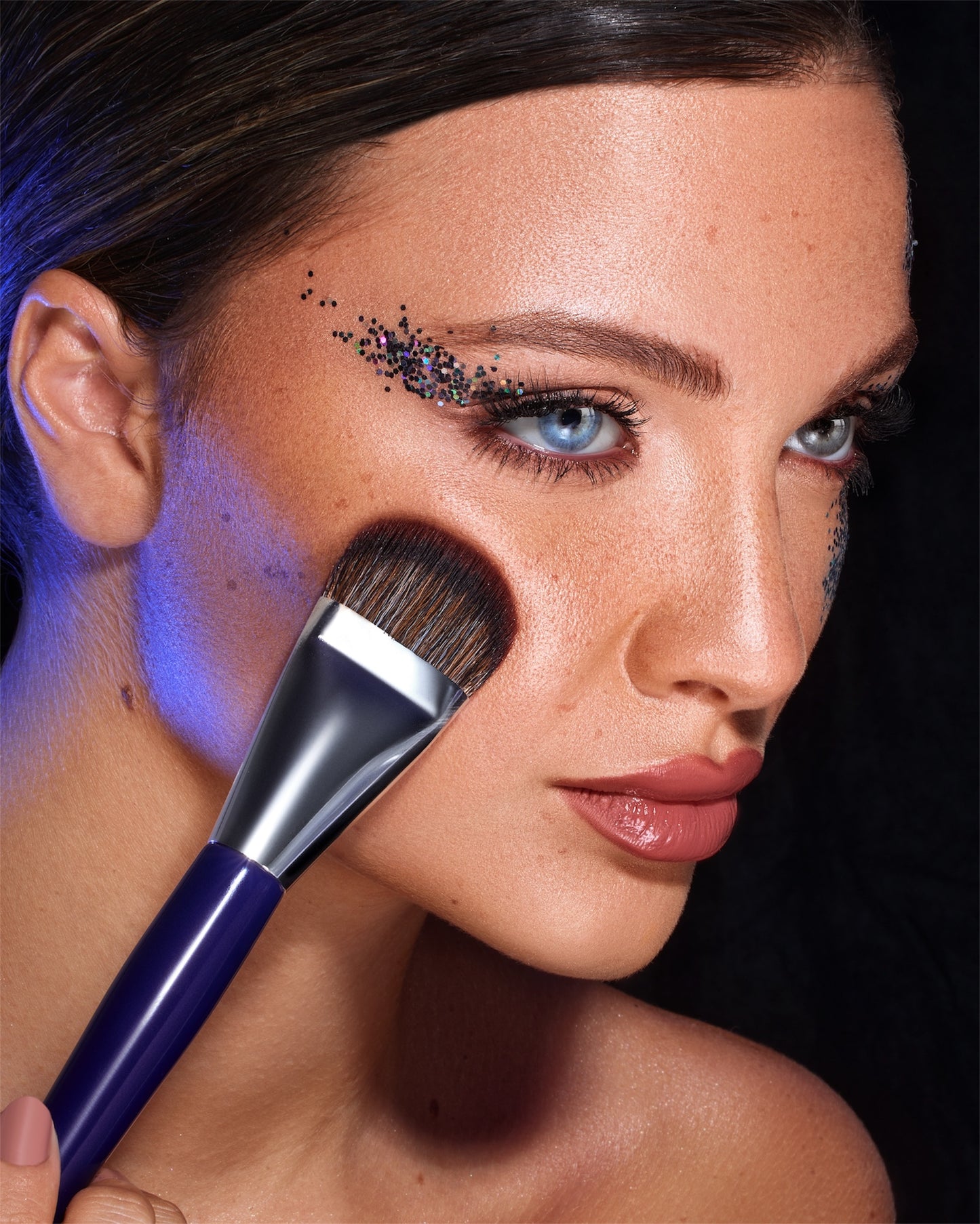 Cream and Liquid Contour R309
