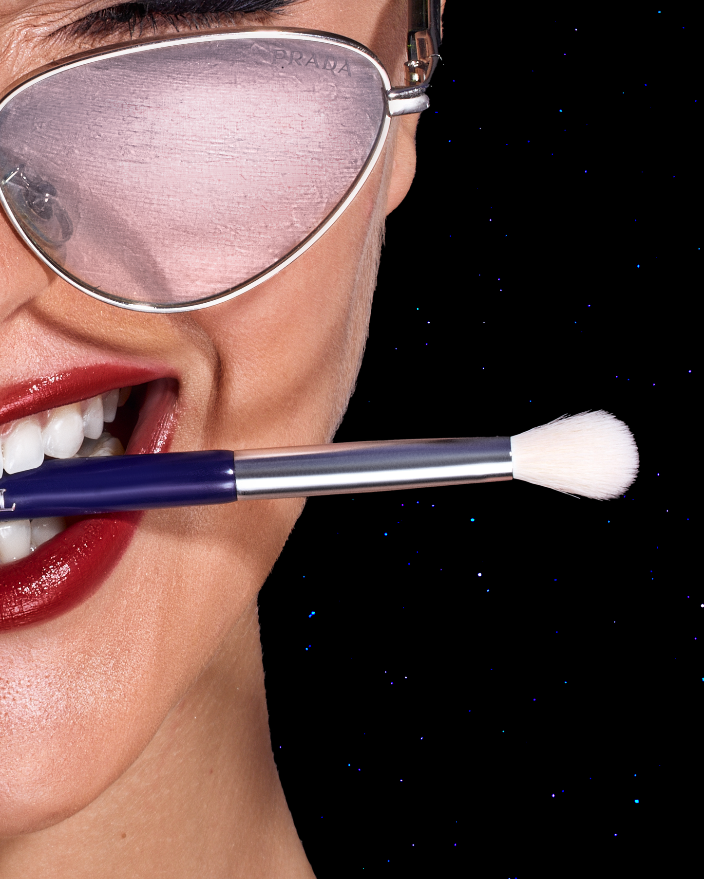 Shade and Blend Eyeshadow Brush R305
